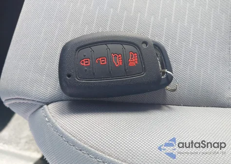 2020 Hyundai Tucson Value z USA, uszkodzony, nr VIN KM8J33A40LU258655